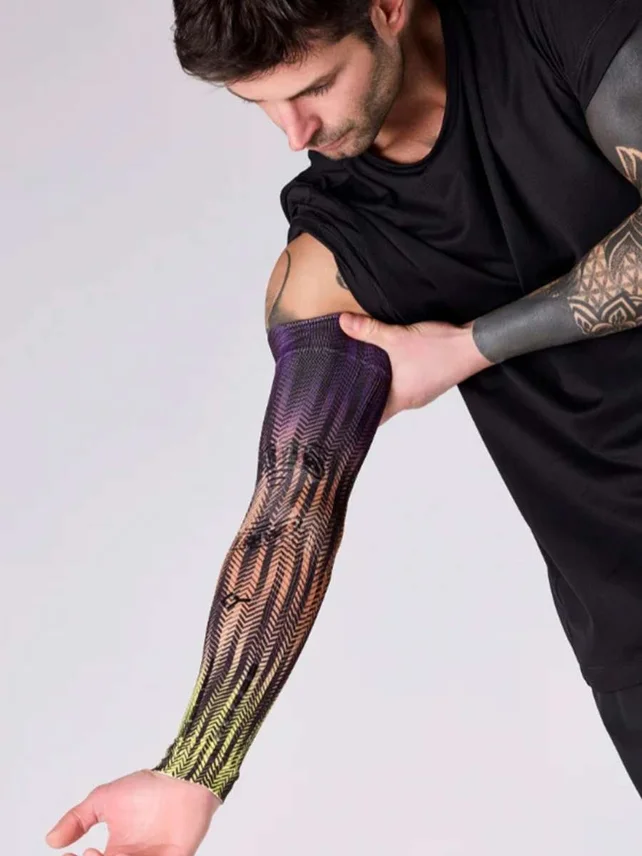 FLOKY NO STRAIN DELHI ARM SLEEVE BLACK