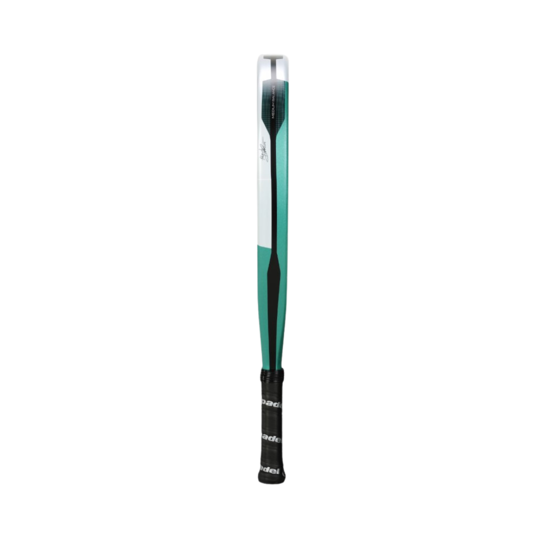 BULLPADEL RACKET HACK 04 JR 25